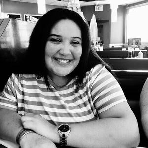 Meet your Posher, Julissa